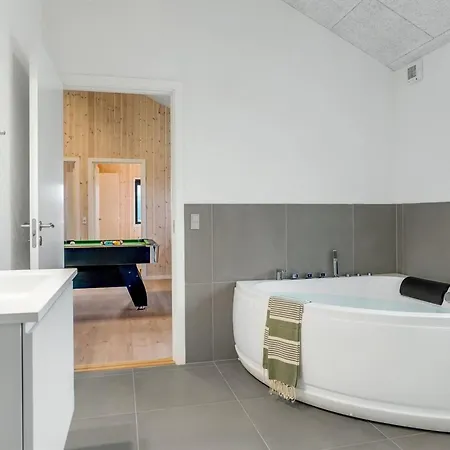 Carla - 1-5km From The Sea By Interhome Saltum